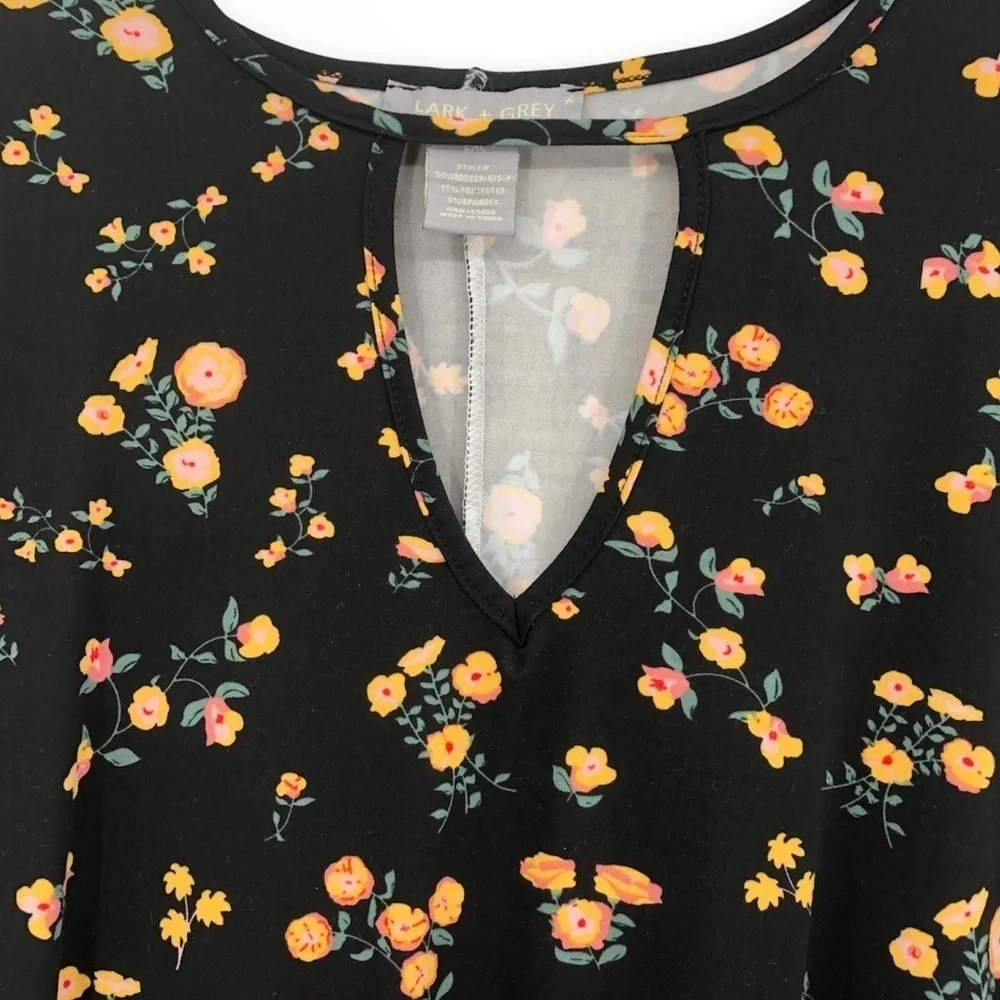 Lark + Grey Short Sleeve Dress Size 2XL